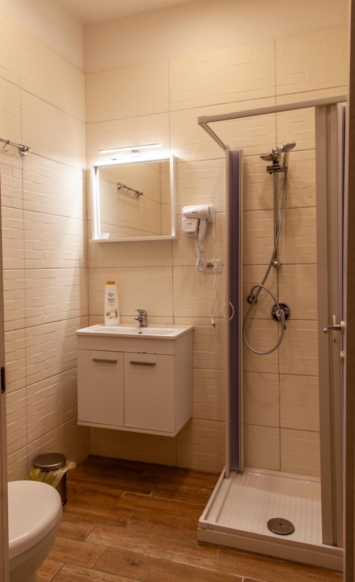 Easy Boarding Hotell Neapel Rum bild